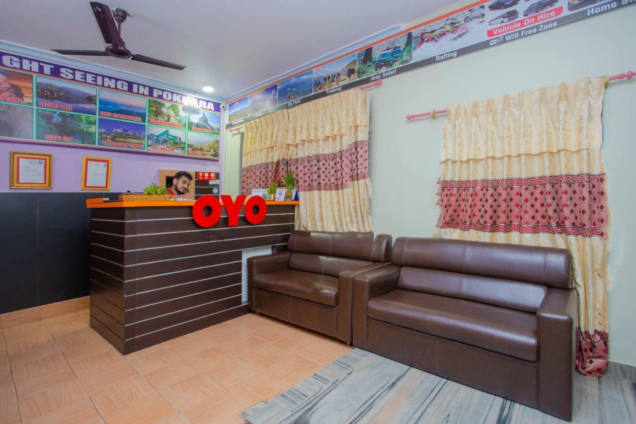 Oyo 575 Api Suites Pokhara Zewnętrze zdjęcie