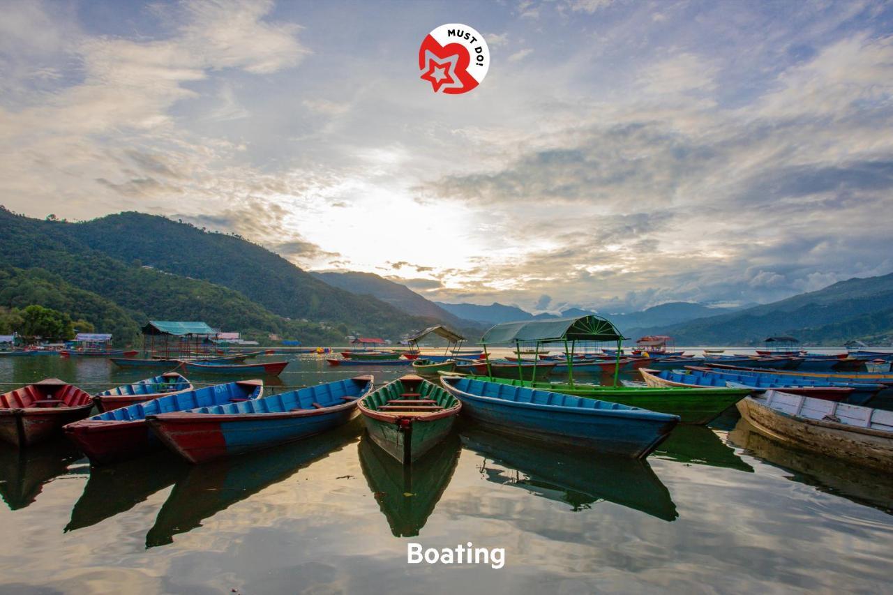 Oyo 575 Api Suites Pokhara Zewnętrze zdjęcie