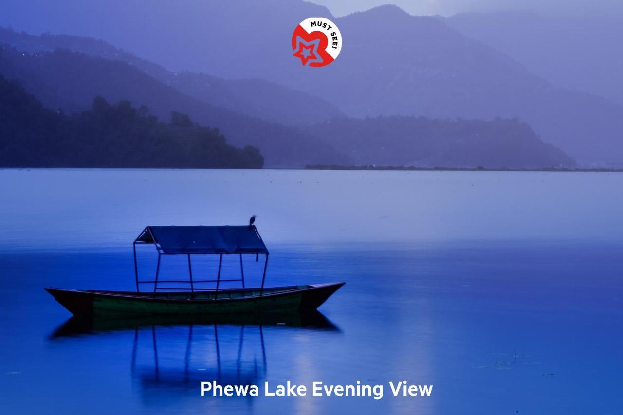 Oyo 575 Api Suites Pokhara Zewnętrze zdjęcie