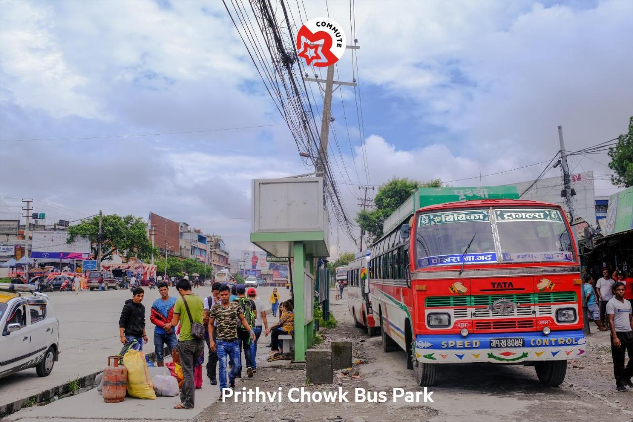 Oyo 575 Api Suites Pokhara Zewnętrze zdjęcie